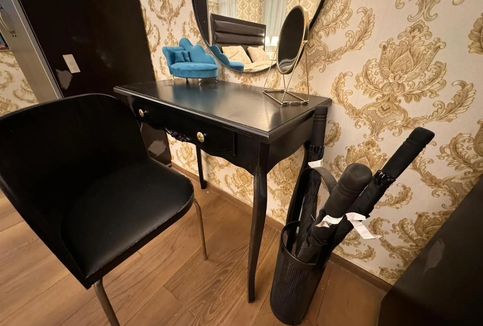 בוקרשט The King Suite With Balcony View Piata Romana רומניה