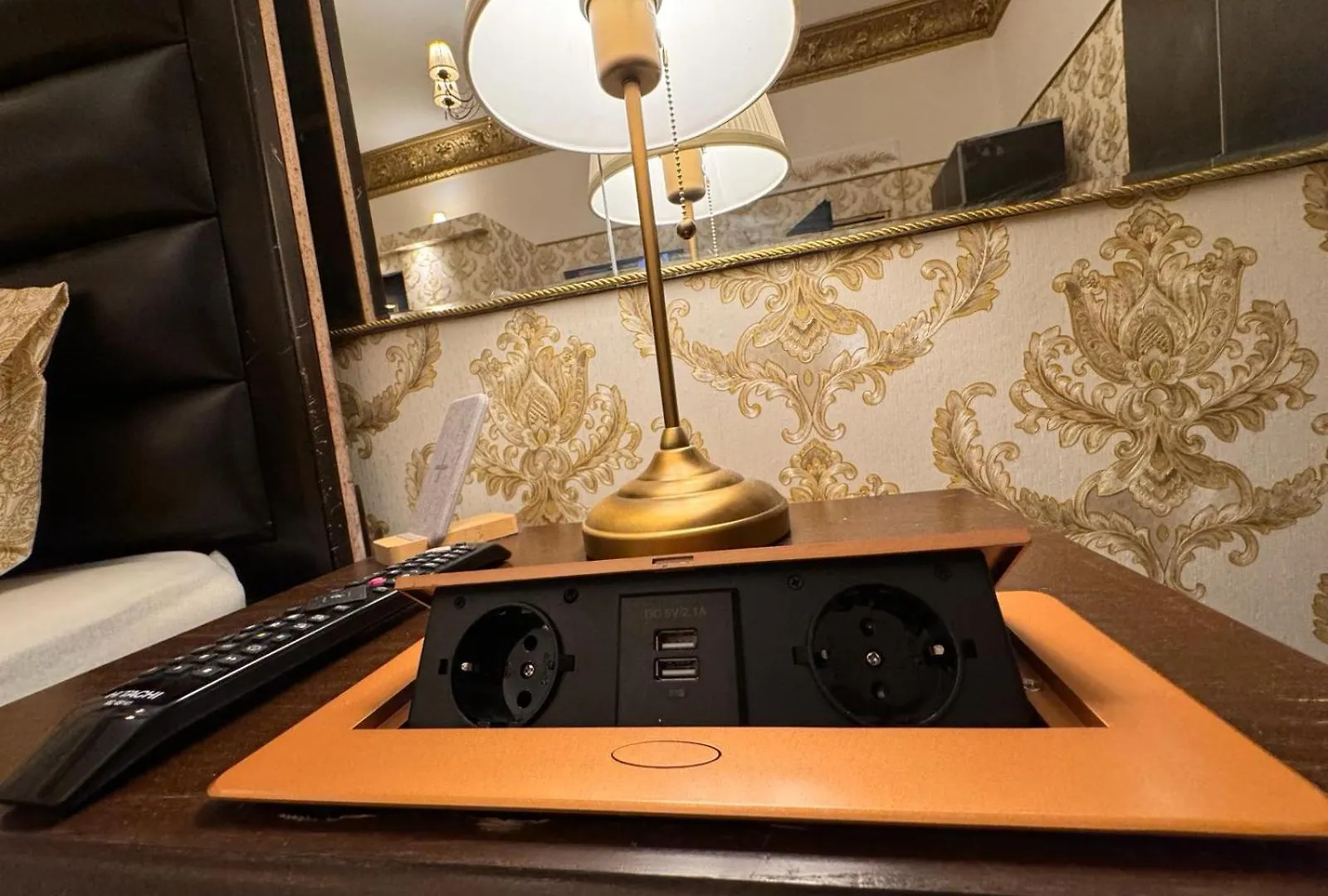 דירה בוקרשט The King Suite With Balcony View Piata Romana רומניה