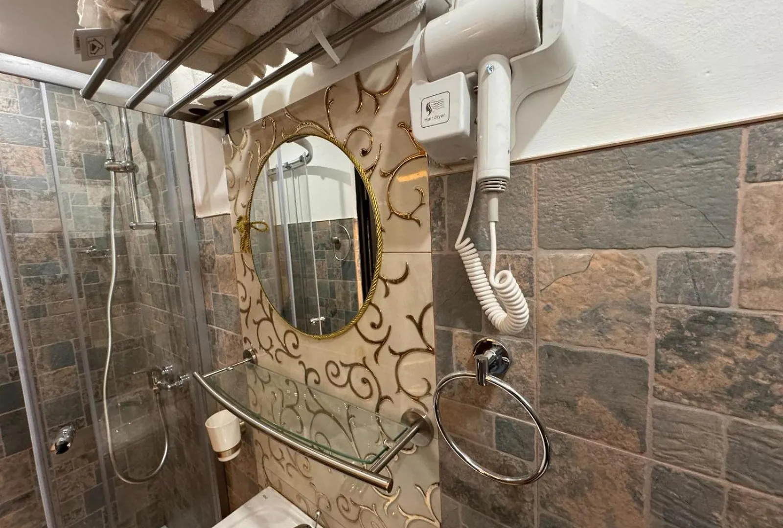 בוקרשט The King Suite With Balcony View Piata Romana